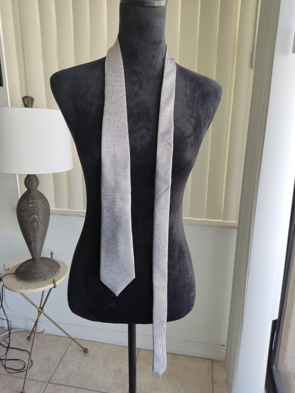 Vince Camuto Men's Silver Textured Skinny Tie